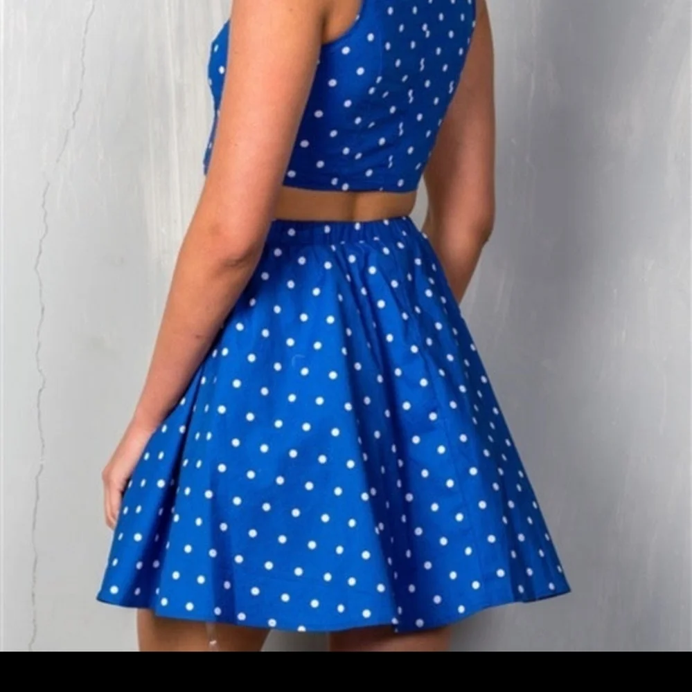 Bailey blue polka dot crop top and skirt - Picture 4 of 9